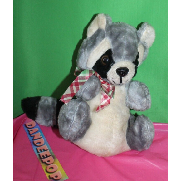 Vintage Brooklyn Doll & Toy Co. Racoon Stuffed Animal Plush 1982 - Picture 1 of 4